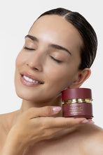 Carica l'immagine nel visualizzatore di Gallery, Face Mask Vitamin C