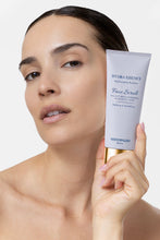 Carica l'immagine nel visualizzatore di Gallery, Face Scrub Walnut Shell & Hyaluronic Acid