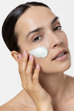 Carica l'immagine nel visualizzatore di Gallery, Face Mask Hyaluronic Acid & Peptides