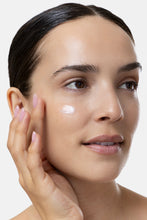 Carica l'immagine nel visualizzatore di Gallery, Face Cream Rose & Hyaluronic Acid