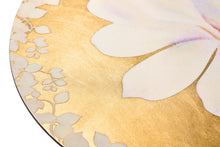 Carica l'immagine nel visualizzatore di Gallery, Tovaglietta Rigida Foglia Oro Ø39 - Magnolia
