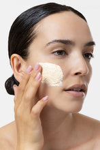 Carica l'immagine nel visualizzatore di Gallery, Face Scrub Vitamin C
