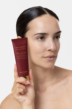 Carica l'immagine nel visualizzatore di Gallery, Face Scrub Vitamin C
