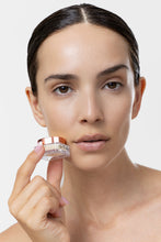 Carica l'immagine nel visualizzatore di Gallery, Lip Balm Vanilla
