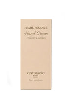 Carica l'immagine nel visualizzatore di Gallery, Handcream Coconut &amp; Saffron
