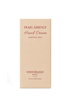 Carica l'immagine nel visualizzatore di Gallery, Handcream Almond &amp; Shea Butter
