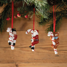 Carica l&#39;immagine nel visualizzatore di Gallery, Nostalgic Ornaments Set di Addobbi Santa, Teddy, Rocking Horse (3pz)
